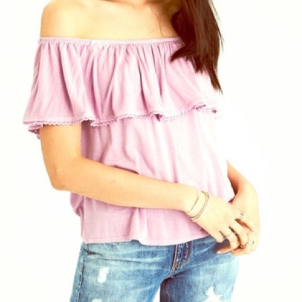 NWT! Off the shoulder top by American Eagle